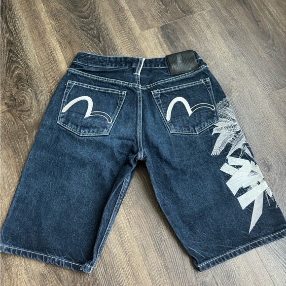 EVISU Designer Denim Japan. RARE AUTHENTIC EVISU denim shorts. Embroidered bird - Picture 3 of 14